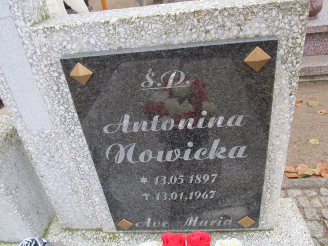 Antonina Nowicka 1897 Słońsk - Grobonet - Wyszukiwarka osób pochowanych