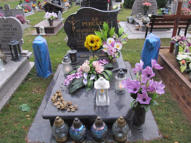 Grób Wanda Piecuch